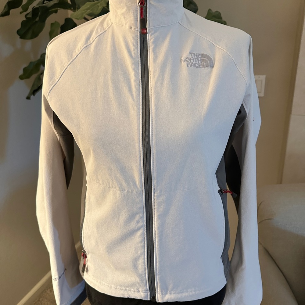 The North Face Women's White and Gray Ski Jacket